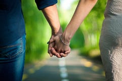 Να προετοιμαστεί να πυροβοληθεί ο ήλιος που υπερβαίνει τον ορίζοντα στοκ φωτογραφία με δικαίωμα ελεύθερης χρήσης Να προετοιμαστεί να πυροβοληθεί ο ήλιος που υπερβαίνει τον ορίζοντα στοκ φωτογραφία με δικαίωμα ελεύθερης χρήσης