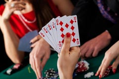 Νικητής παιχνιδιών πόκερ στοκ εικόνα Νικητής παιχνιδιών πόκερ στοκ εικόνα