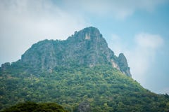 νότια Ταϊλάνδη βουνών στοκ φωτογραφία με δικαίωμα ελεύθερης χρήσης νότια Ταϊλάνδη βουνών στοκ φωτογραφία με δικαίωμα ελεύθερης χρήσης
