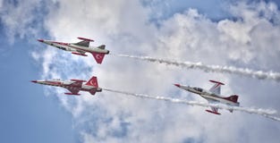Ο διεθνής αέρας του Βουκουρεστι'ου παρουσιάζει ΔΙΑΓΩΝΙΩΣ 2018 Ο διεθνής αέρας του Βουκουρεστι'ου παρουσιάζει ΔΙΑΓΩΝΙΩΣ 2018