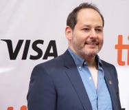 Ο διευθυντής Tom Donahue είναι στη πρεμιέρα ` που αυτό αλλάζει όλα ` σε TIFF2018 στοκ φωτογραφία με δικαίωμα ελεύθερης χρήσης Ο διευθυντής Tom Donahue είναι στη πρεμιέρα ` που αυτό αλλάζει όλα ` σε TIFF2018 στοκ φωτογραφία με δικαίωμα ελεύθερης χρήσης