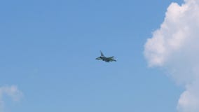 Πέταγμα γερακιών πάλης F-16 απόθεμα βίντεο Πέταγμα γερακιών πάλης F-16 απόθεμα βίντεο