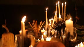 Πίνακας διακοπών αποκριών με τα κεριά και τις κολοκύθες Πίνακας διακοπών αποκριών με τα κεριά και τις κολοκύθες