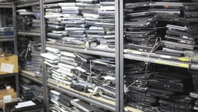 Παλαιά εστίαση ραφιών lap-top Παλαιά εστίαση ραφιών lap-top