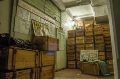 Παλαιό, βιομηχανικό σύστημα φίλτρο-εξαερισμού, στο υπόγειο ενός εγκαταλειμμένου καταφυγίου βομβών στοκ εικόνα με δικαίωμα ελεύθερης χρήσης Παλαιό, βιομηχανικό σύστημα φίλτρο-εξαερισμού, στο υπόγειο ενός εγκαταλειμμένου καταφυγίου βομβών στοκ εικόνα με δικαίωμα ελεύθερης χρήσης