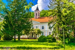 Παλαιό ορόσημο σε Bezanec, κάστρο στοκ φωτογραφία με δικαίωμα ελεύθερης χρήσης Παλαιό ορόσημο σε Bezanec, κάστρο στοκ φωτογραφία με δικαίωμα ελεύθερης χρήσης