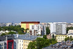 Πανόραμα της πόλης του Lublin στο σύνολο της Πολωνίας των φραγμών και των πράσινων δέντρων στοκ φωτογραφία Πανόραμα της πόλης του Lublin στο σύνολο της Πολωνίας των φραγμών και των πράσινων δέντρων στοκ φωτογραφία