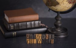Πηγαίνετε σε όλο τον κόσμο και πέστε το Ευαγγέλιο σε όλη τη δημιουργία στοκ φωτογραφία Πηγαίνετε σε όλο τον κόσμο και πέστε το Ευαγγέλιο σε όλη τη δημιουργία στοκ φωτογραφία