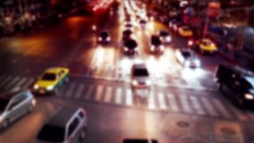 Πολυάσχολη άποψη νύχτας οδών πόλεων με την κίνηση των αυτοκινήτων bangkok thailand απόθεμα βίντεο Πολυάσχολη άποψη νύχτας οδών πόλεων με την κίνηση των αυτοκινήτων bangkok thailand απόθεμα βίντεο