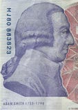 Πορτρέτο του Adam Smith στην αντιστροφή του τραπεζογραμματίου 20 λιρών αγγλίας στοκ φωτογραφία με δικαίωμα ελεύθερης χρήσης Πορτρέτο του Adam Smith στην αντιστροφή του τραπεζογραμματίου 20 λιρών αγγλίας στοκ φωτογραφία με δικαίωμα ελεύθερης χρήσης