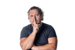 Πορτρέτο του όμορφου ατόμου που το στόμα του με το δάχτυλό του στοκ εικόνες Πορτρέτο του όμορφου ατόμου που το στόμα του με το δάχτυλό του στοκ εικόνες