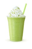 Πράσινο τσάι Matcha Frappe με την κτυπημένη κρέμα Στοκ φωτογραφίες με δικαίωμα ελεύθερης χρήσης Πράσινο τσάι Matcha Frappe με την κτυπημένη κρέμα Στοκ φωτογραφίες με δικαίωμα ελεύθερης χρήσης