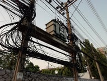 Πύργος πύργων ή δύναμης μετάδοσης και μετασχηματιστής, μετασχηματιστής στο σταθμό υψηλής δύναμης Υψηλή τάση στοκ φωτογραφίες Πύργος πύργων ή δύναμης μετάδοσης και μετασχηματιστής, μετασχηματιστής στο σταθμό υψηλής δύναμης Υψηλή τάση στοκ φωτογραφίες