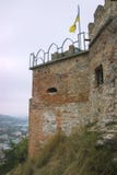 Πύργος του Castle ενάντια σε έναν σκοτεινό ουρανό στοκ εικόνες Πύργος του Castle ενάντια σε έναν σκοτεινό ουρανό στοκ εικόνες