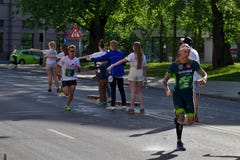 Ρήγα, Λετονία - 19 Μαΐου 2019: Οι γρηγορότεροι δρομείς που φθάνουν στην πρώτη ανανέωση δείχνουν στοκ εικόνες Ρήγα, Λετονία - 19 Μαΐου 2019: Οι γρηγορότεροι δρομείς που φθάνουν στην πρώτη ανανέωση δείχνουν στοκ εικόνες