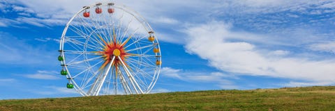 Ρόδα Ferris σε ένα πάρκο στη Σαξωνία, Γερμανία στοκ εικόνες Ρόδα Ferris σε ένα πάρκο στη Σαξωνία, Γερμανία στοκ εικόνες