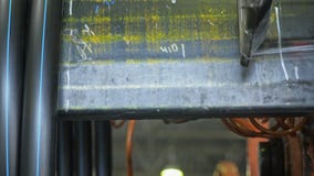 Ρόλος που περνά κλωστή στο σωλήνα σπειρών Κατασκευή του πλαστικού εργοστασίου υδροσωλήνων Διαδικασία τους πλαστικούς σωλήνες στη φιλμ μικρού μήκους Ρόλος που περνά κλωστή στο σωλήνα σπειρών Κατασκευή του πλαστικού εργοστασίου υδροσωλήνων Διαδικασία τους πλαστικούς σωλήνες στη φιλμ μικρού μήκους
