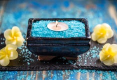 Ρύθμιση Tranquil spa χαλάρωσης στοκ εικόνες με δικαίωμα ελεύθερης χρήσης Ρύθμιση Tranquil spa χαλάρωσης στοκ εικόνες με δικαίωμα ελεύθερης χρήσης