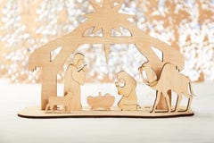 Σκηνή Nativity Χριστουγέννων του μωρού Ιησούς στη φάτνη με τη Mary και το Joseph στοκ εικόνα με δικαίωμα ελεύθερης χρήσης Σκηνή Nativity Χριστουγέννων του μωρού Ιησούς στη φάτνη με τη Mary και το Joseph στοκ εικόνα με δικαίωμα ελεύθερης χρήσης