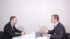 Σχετικά με την επαφή εμείς έννοια στην οπτική οθόνη πίεση κουμπιών επιχειρηματιών φιλμ μικρού μήκους Σχετικά με την επαφή εμείς έννοια στην οπτική οθόνη πίεση κουμπιών επιχειρηματιών φιλμ μικρού μήκους