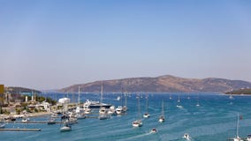 Σύνολο μαρινών των βαρκών στην αδριατική θάλασσα το καλοκαίρι, Κροατία στοκ εικόνες Σύνολο μαρινών των βαρκών στην αδριατική θάλασσα το καλοκαίρι, Κροατία στοκ εικόνες