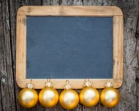 Σύνορα των χρυσών σφαιρών Χριστουγέννων στοκ φωτογραφία με δικαίωμα ελεύθερης χρήσης Σύνορα των χρυσών σφαιρών Χριστουγέννων στοκ φωτογραφία με δικαίωμα ελεύθερης χρήσης