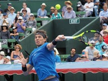 Τενίστας Rafael Nadal που προετοιμάζεται για τον Αυστραλό ανοικτό στα κλασικά πρωταθλήματα έκθεσης Kooyong στοκ φωτογραφίες με δικαίωμα ελεύθερης χρήσης Τενίστας Rafael Nadal που προετοιμάζεται για τον Αυστραλό ανοικτό στα κλασικά πρωταθλήματα έκθεσης Kooyong στοκ φωτογραφίες με δικαίωμα ελεύθερης χρήσης