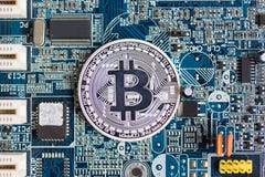 Το Bitcoin τοποθετείται στη μητρική κάρτα, εφαρμόσιμη στην επιχείρηση στοκ φωτογραφίες Το Bitcoin τοποθετείται στη μητρική κάρτα, εφαρμόσιμη στην επιχείρηση στοκ φωτογραφίες