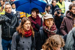 Το Marche χύνει την επίδειξη διαμαρτυρίας LE Climat Μάρτιος στο γαλλικό stre στοκ φωτογραφία με δικαίωμα ελεύθερης χρήσης Το Marche χύνει την επίδειξη διαμαρτυρίας LE Climat Μάρτιος στο γαλλικό stre στοκ φωτογραφία με δικαίωμα ελεύθερης χρήσης