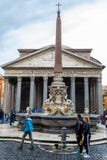 Το Pantheon, ένας πρώην ρωμαϊκός ναός στη Ρώμη, Ιταλία στοκ φωτογραφία με δικαίωμα ελεύθερης χρήσης Το Pantheon, ένας πρώην ρωμαϊκός ναός στη Ρώμη, Ιταλία στοκ φωτογραφία με δικαίωμα ελεύθερης χρήσης