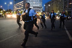 Το αντι τοπ διαμαρτυρία δικαστηρίων της Ρουμανίας ` s, Βουκουρέστι, Ρουμανία - 30 Μαΐου 20 στοκ εικόνα με δικαίωμα ελεύθερης χρήσης Το αντι τοπ διαμαρτυρία δικαστηρίων της Ρουμανίας ` s, Βουκουρέστι, Ρουμανία - 30 Μαΐου 20 στοκ εικόνα με δικαίωμα ελεύθερης χρήσης