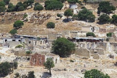 Το εγκαταλειμμένο χωριό Souskiou στην περιοχή της Πάφος, Κύπρος στοκ εικόνες με δικαίωμα ελεύθερης χρήσης Το εγκαταλειμμένο χωριό Souskiou στην περιοχή της Πάφος, Κύπρος στοκ εικόνες με δικαίωμα ελεύθερης χρήσης