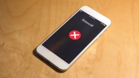 Το εισερχόμενο τηλεφώνημα από τον αριθμό robocaller μειώνεται Το εισερχόμενο τηλεφώνημα από τον αριθμό robocaller μειώνεται