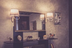 Το εσωτερικό ενός εκλεκτής ποιότητας καφέ στο ιταλικό ύφος στοκ εικόνες Το εσωτερικό ενός εκλεκτής ποιότητας καφέ στο ιταλικό ύφος στοκ εικόνες