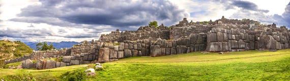 Τοίχοι του φρουρίου Sacsayhuaman, σε Cusco, Περού στοκ εικόνα Τοίχοι του φρουρίου Sacsayhuaman, σε Cusco, Περού στοκ εικόνα