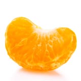 Φέτα tangerine της κινηματογράφησης σε πρώτο πλάνο στο άσπρο υπόβαθρο στοκ εικόνες Φέτα tangerine της κινηματογράφησης σε πρώτο πλάνο στο άσπρο υπόβαθρο στοκ εικόνες