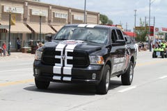 Φορτηγό παράδοσης του Jimmy Johns μια μικρού χωριού παρέλαση στην Αμερική στοκ εικόνες Φορτηγό παράδοσης του Jimmy Johns μια μικρού χωριού παρέλαση στην Αμερική στοκ εικόνες