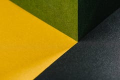Φρέσκο γκρίζο αφηρημένο γεωμετρικό υπόβαθρο πράσινων, χρυσών κίτρινο και ξυλάνθρακα στοκ φωτογραφία με δικαίωμα ελεύθερης χρήσης Φρέσκο γκρίζο αφηρημένο γεωμετρικό υπόβαθρο πράσινων, χρυσών κίτρινο και ξυλάνθρακα στοκ φωτογραφία με δικαίωμα ελεύθερης χρήσης