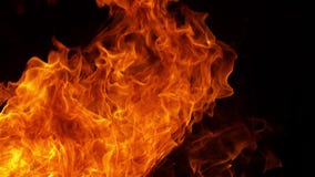 Φύσημα πυρκαγιάς στο Μαύρο Φύσημα πυρκαγιάς στο Μαύρο