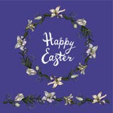 Χαριτωμένη floral σύγχυση με την ατελείωτη οριζόντια βούρτσα και τη χειρόγραφη φράση ευτυχές Πάσχα που απομονώνεται στο μπλε υπόβ ελεύθερη απεικόνιση δικαιώματος Χαριτωμένη floral σύγχυση με την ατελείωτη οριζόντια βούρτσα και τη χειρόγραφη φράση ευτυχές Πάσχα που απομονώνεται στο μπλε υπόβ ελεύθερη απεικόνιση δικαιώματος
