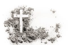 Χριστιανικό σχέδιο σταυρών ή crucifix στην τέφρα, τη σκόνη ή την άμμο στοκ εικόνες με δικαίωμα ελεύθερης χρήσης Χριστιανικό σχέδιο σταυρών ή crucifix στην τέφρα, τη σκόνη ή την άμμο στοκ εικόνες με δικαίωμα ελεύθερης χρήσης