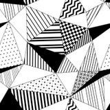 Абстрактная геометрическая striped картина в черно-белом, вектор треугольников безшовная Стоковые Изображения RF Абстрактная геометрическая striped картина в черно-белом, вектор треугольников безшовная Стоковые Изображения RF