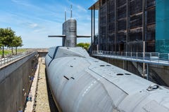 Атомная ракетная подводная лодка французского военно-морского флота на Cite de Ла Mer, мамы Стоковые Фотографии RF Атомная ракетная подводная лодка французского военно-морского флота на Cite de Ла Mer, мамы Стоковые Фотографии RF