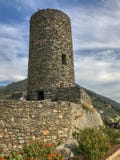 Башня Castello di Vernazza, Cinque Terre, Италии, на солнце стоковые изображения rf Башня Castello di Vernazza, Cinque Terre, Италии, на солнце стоковые изображения rf