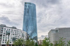 Башня Iberdrola в Бильбао стоковые фотографии rf Башня Iberdrola в Бильбао стоковые фотографии rf