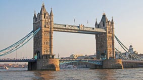 башня london моста