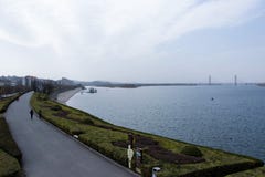 БЕРЕГ РЕКИ В XIANGYANG ОТ AL стоковые фотографии rf БЕРЕГ РЕКИ В XIANGYANG ОТ AL стоковые фотографии rf