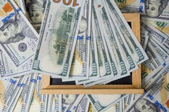 Бизнес-план на диаграммах финансового дохода, доллара и дела стоковое изображение rf Бизнес-план на диаграммах финансового дохода, доллара и дела стоковое изображение rf
