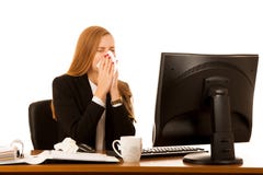 Больная бизнес-леди работает в офисе - болезни на работе Стоковая Фотография RF Больная бизнес-леди работает в офисе - болезни на работе Стоковая Фотография RF