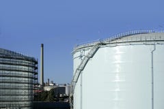 большой химический бак нефти масла индустрии контейнера стоковые изображения большой химический бак нефти масла индустрии контейнера стоковые изображения